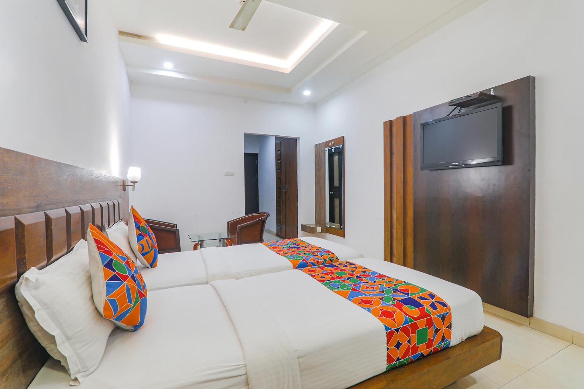 Fabhotel Prime The Continental Lucknow Exterior photo